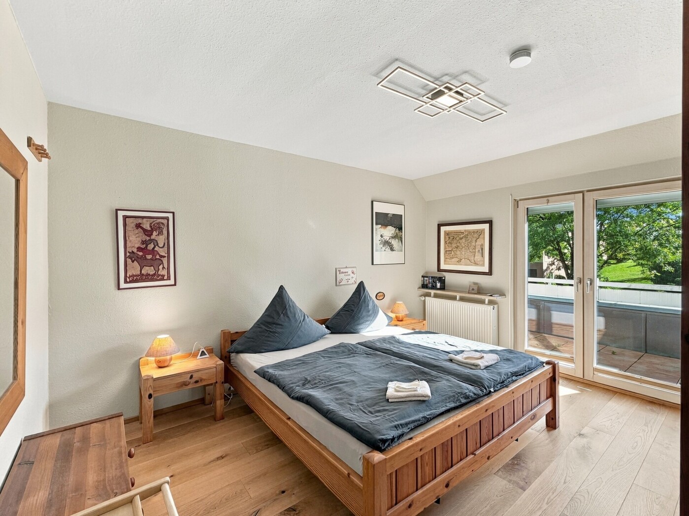 Schlafzimmer 1 mit Loggia