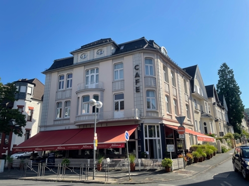 Straßenansicht