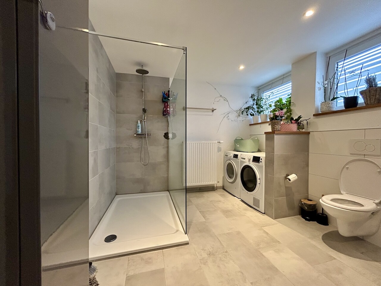 Badezimmer EG