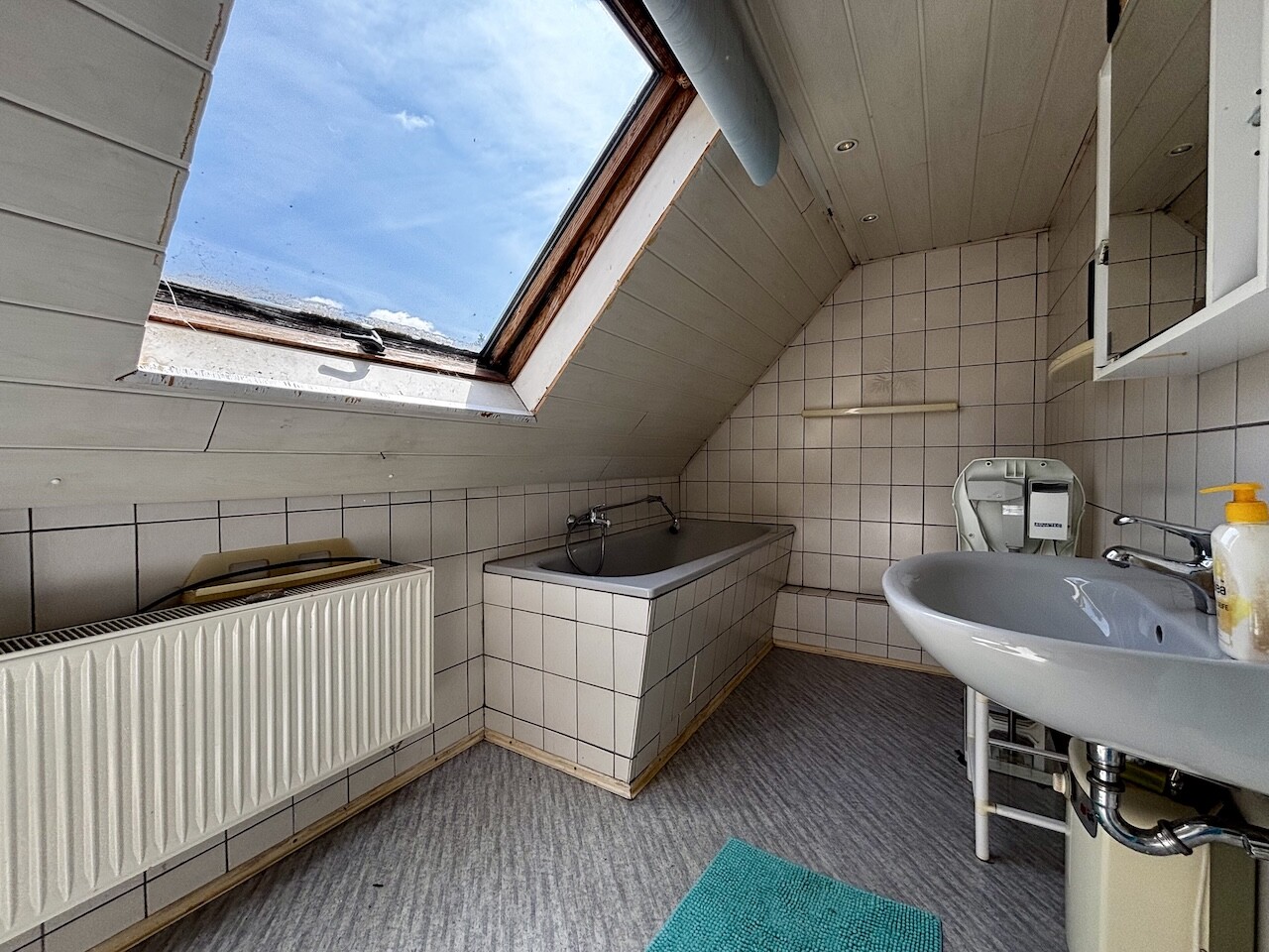 Badezimmer DG