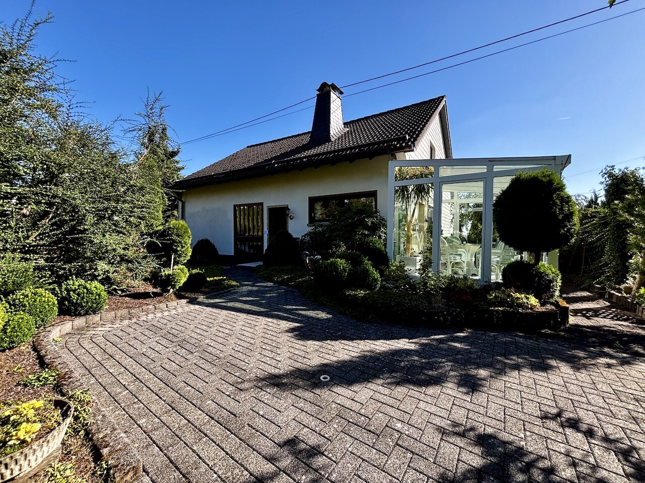 Wohnhaus mit Wintergarten