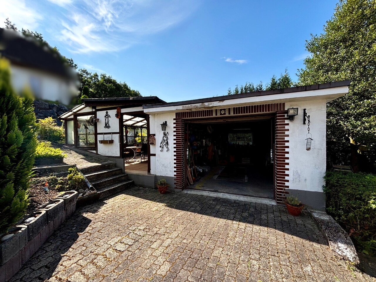 Garage/Freisitz