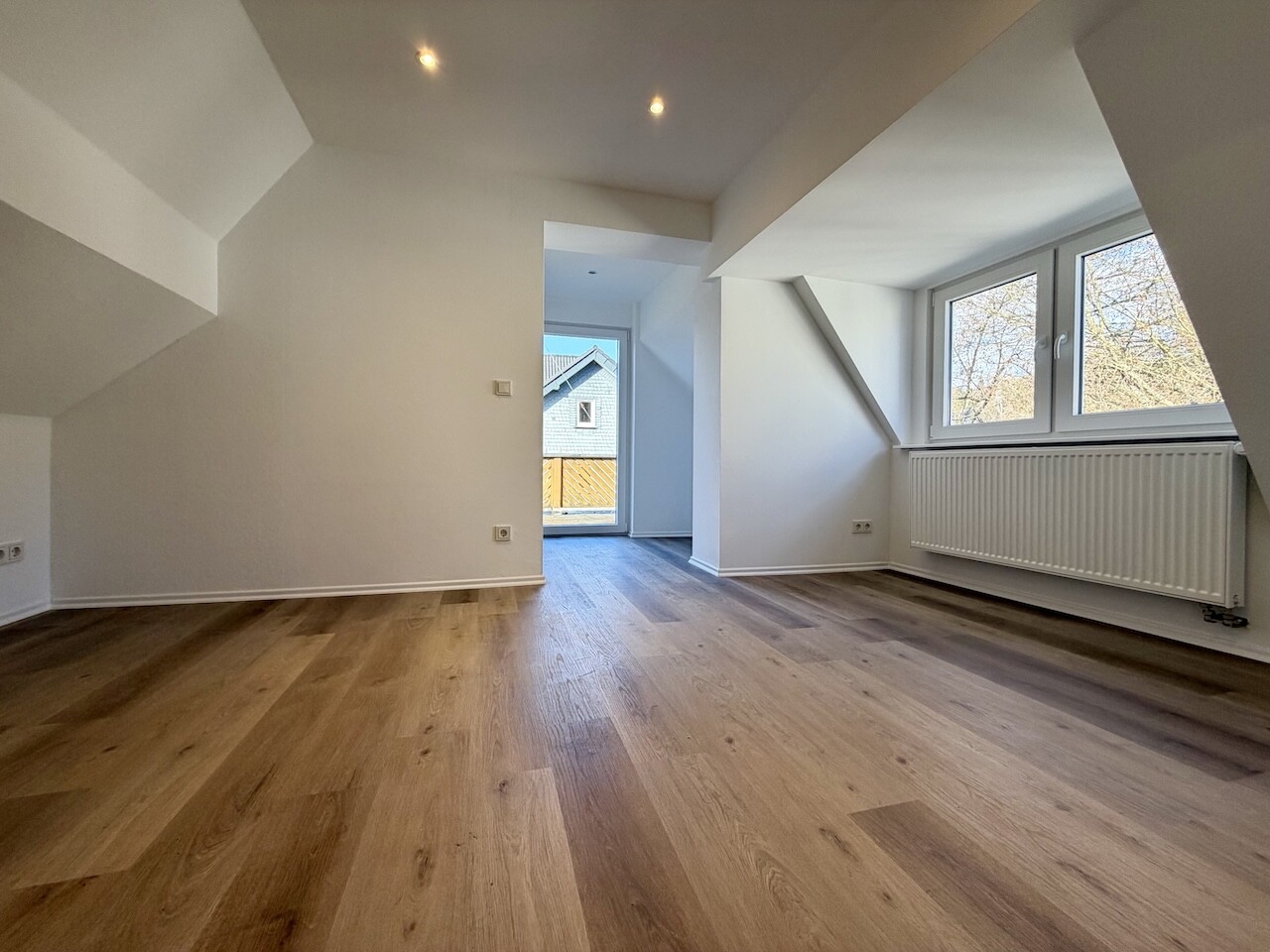 Zimmer mit Zugang zur Terrasse DG