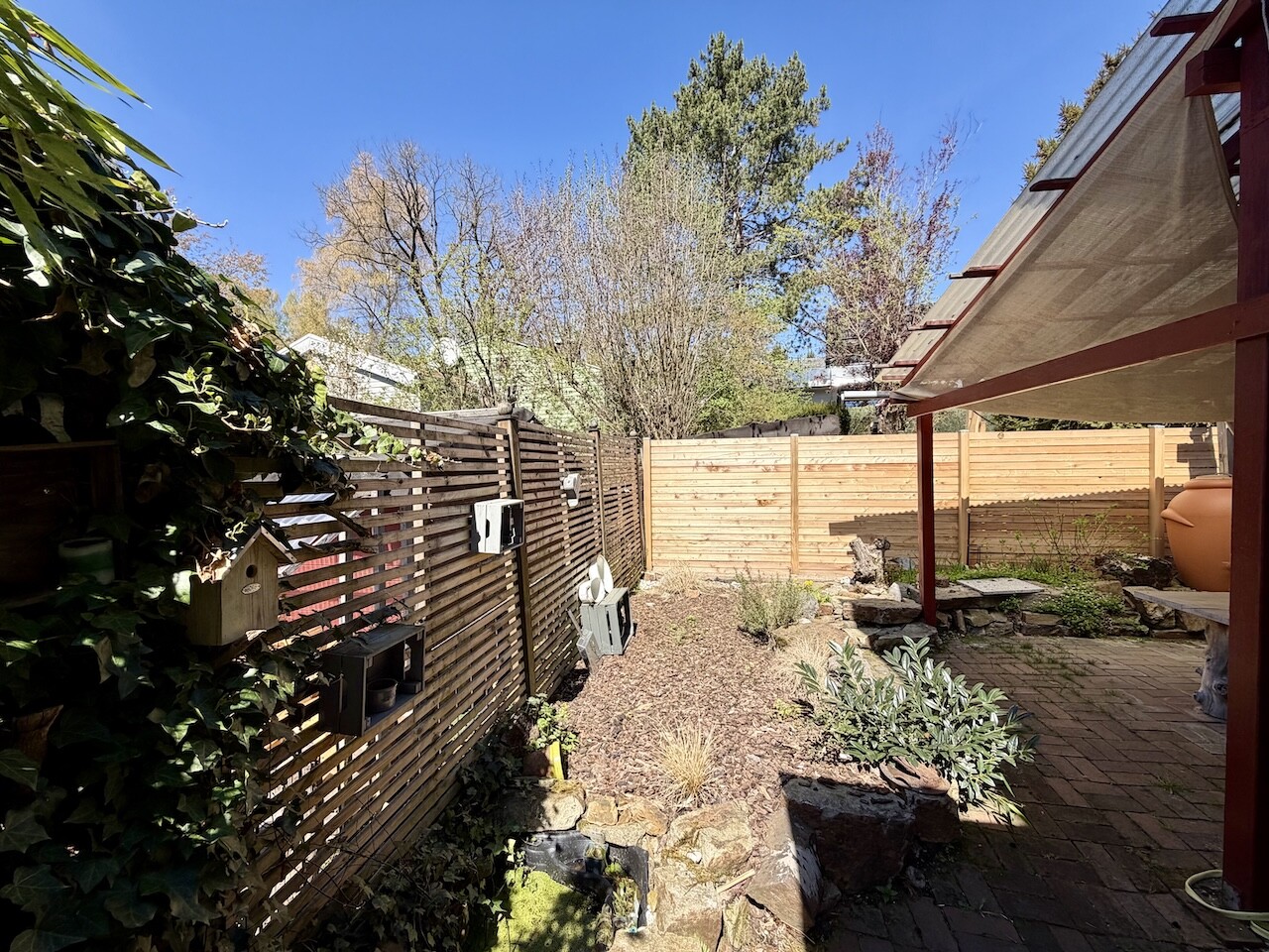 Garten mit Terrasse