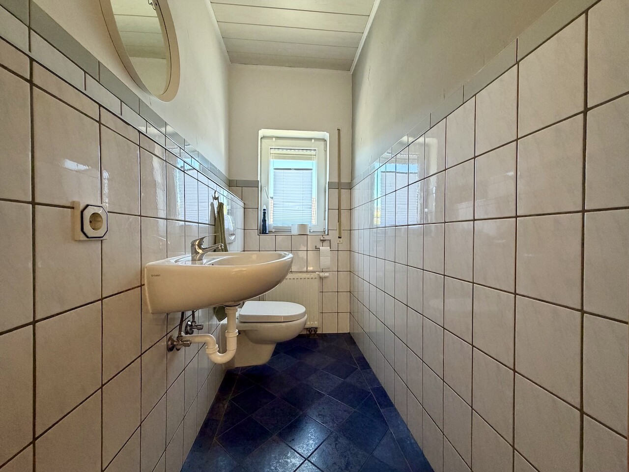 Gäste-WC EG