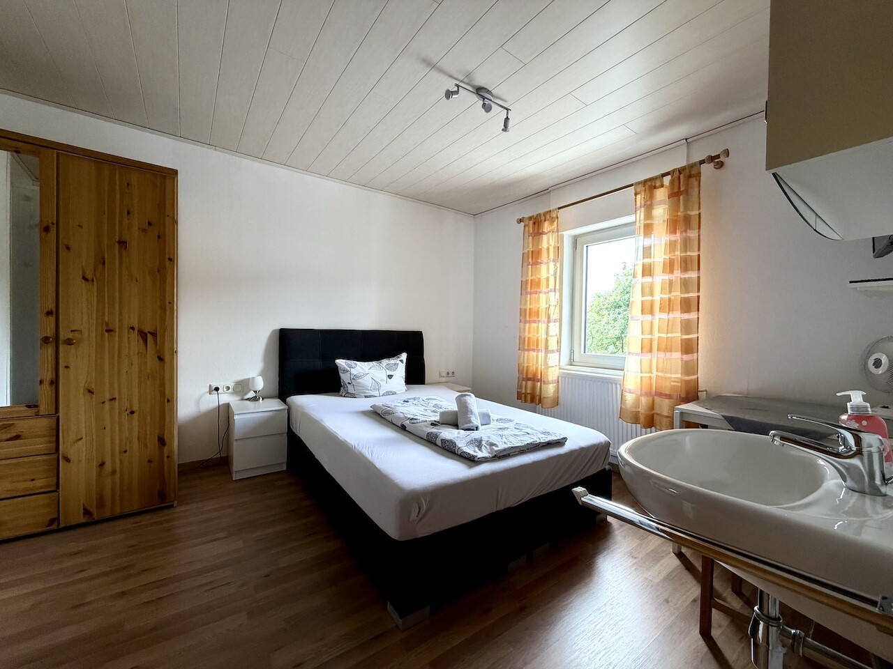 Fremdenzimmer 1