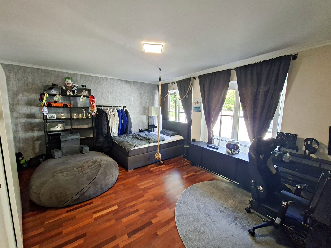 Kinderzimmer, Büro
