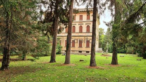 Historische Villa in excellenter Lage im Herzen von Vittorio Veneto - Venetien