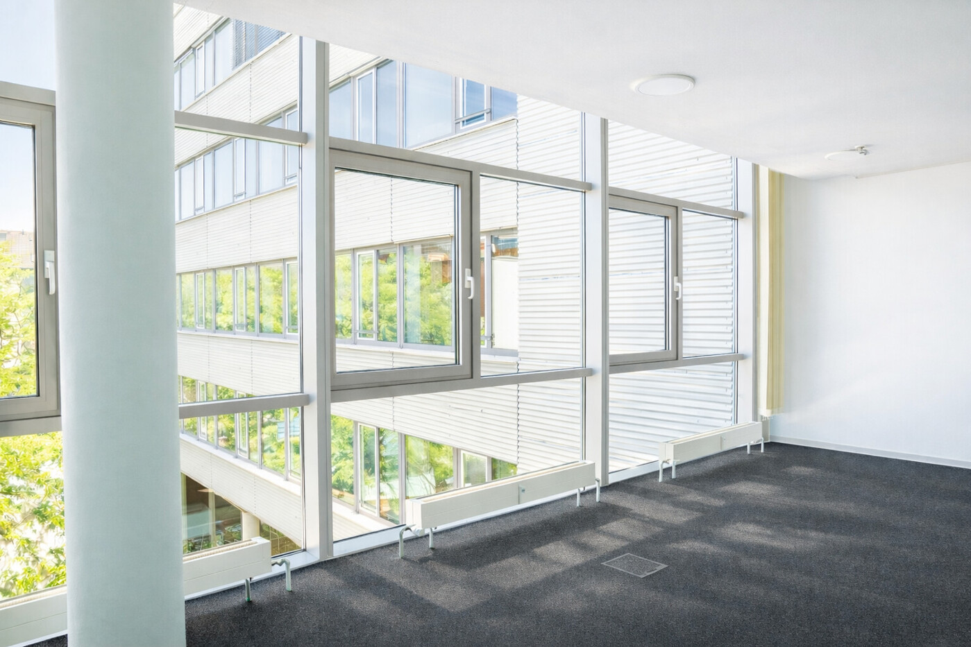 TECHNOLOGIEZENTRUM AACHEN_Exklusives Glaskastenbüro_1