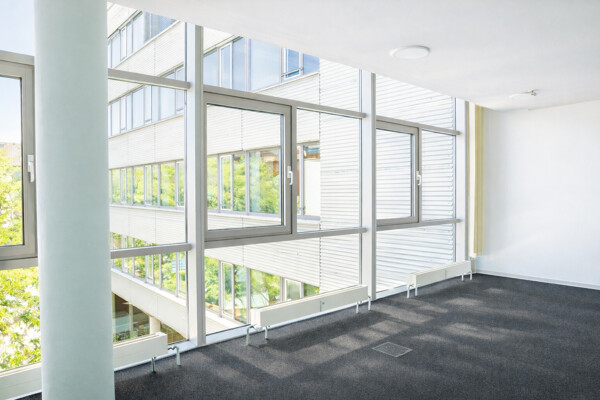 TECHNOLOGIEZENTRUM AACHEN_Exklusives Glaskastenbüro_1