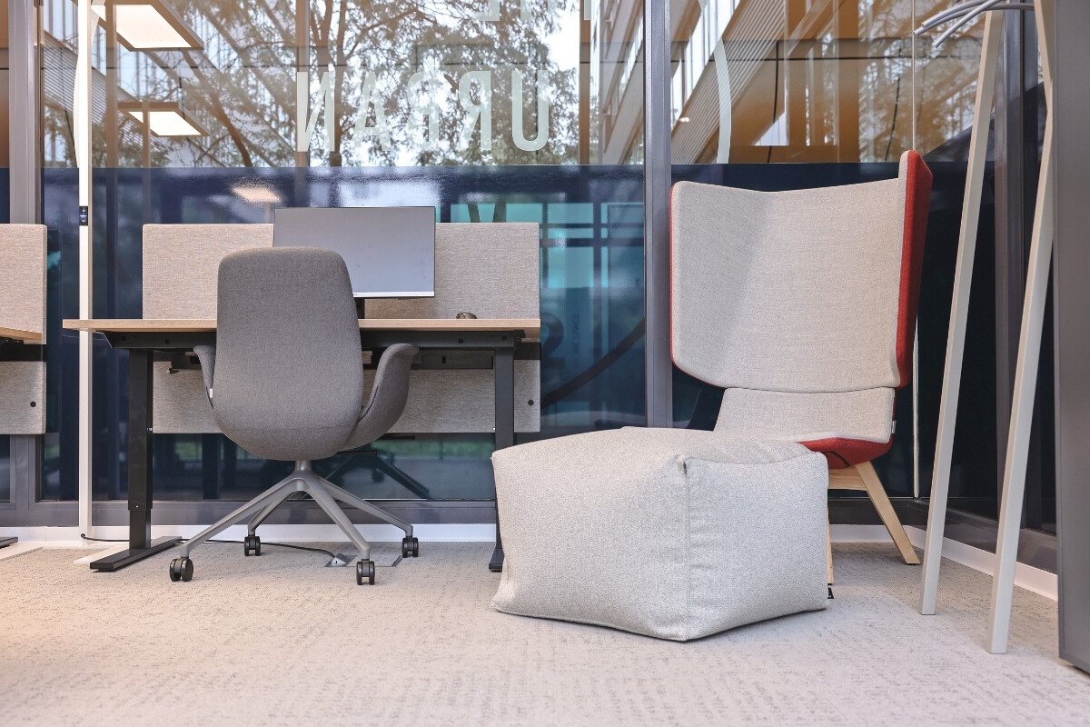 TZA AACHEN_Bürofläche mit Gartenblick_2