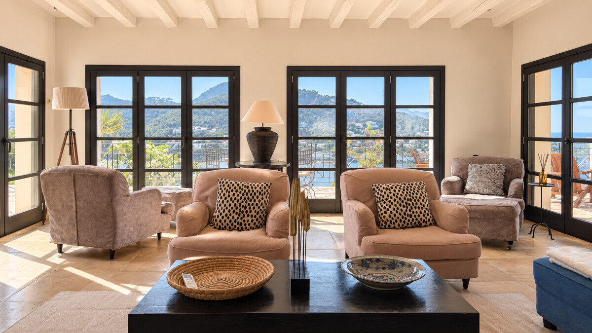 Erste Meereslinie Villa mit panoramischem Blick in Port Andratx