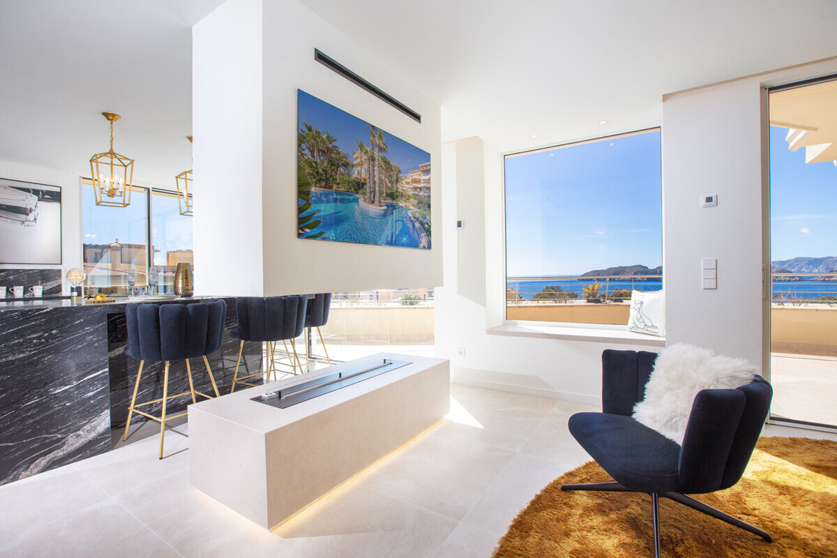 Renoviertes Penthouse mit Meerblick und privatem Rooftop Pool in Nova Santa Ponsa