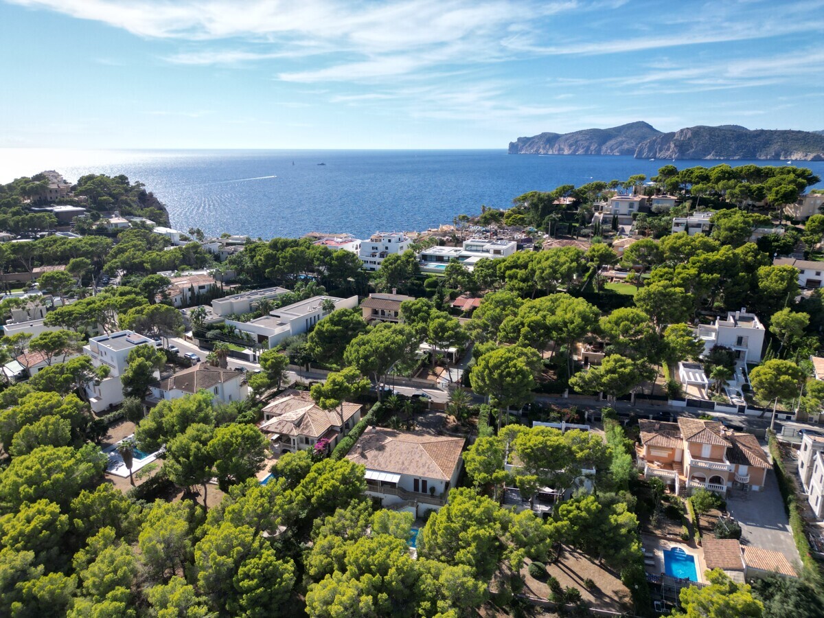 Charmante Villa im Bungalow Stil am Rande einer Grünzone in Santa Ponsa