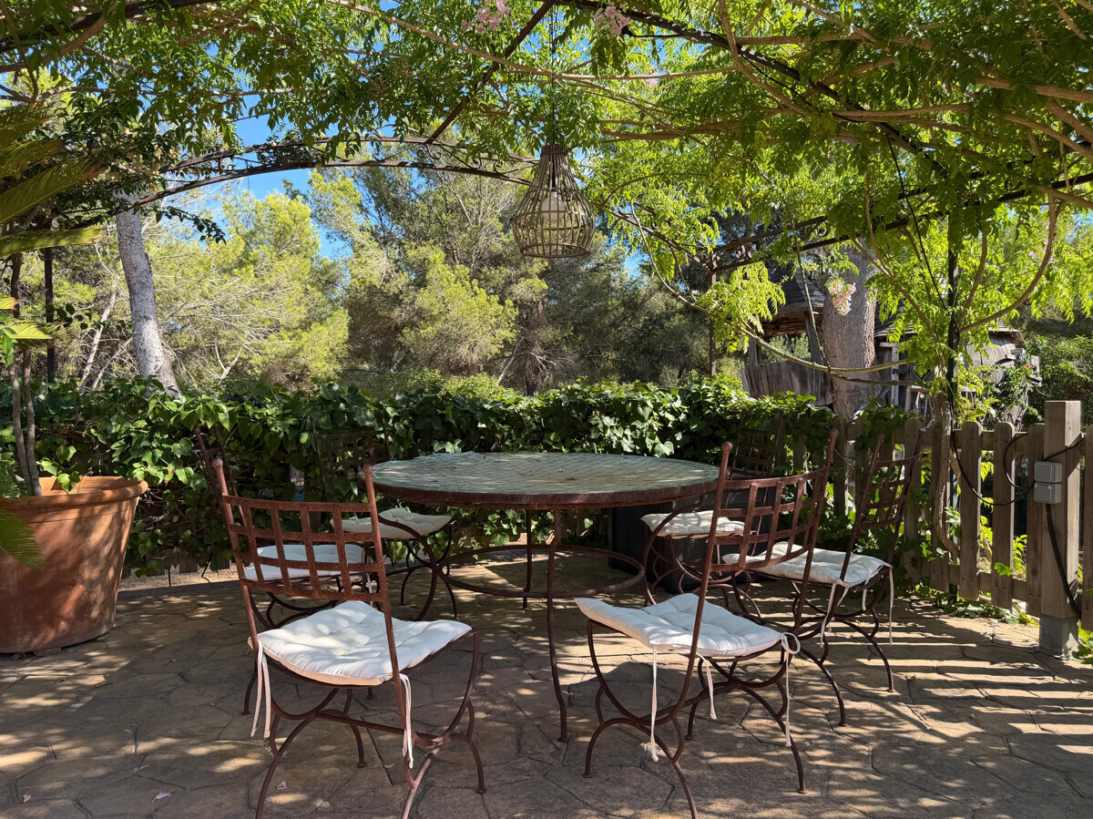 Charmante Villa im Bungalow Stil am Rande einer Grünzone in Santa Ponsa