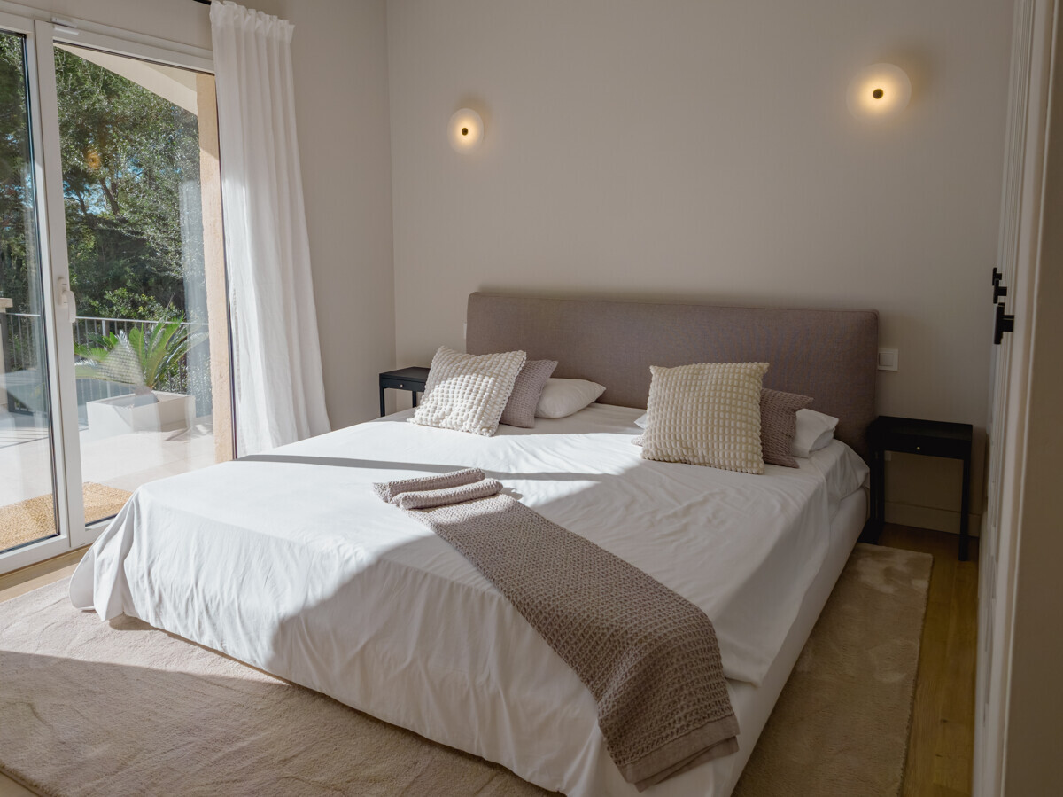 Stilvolle Villa mit wunderschönem Ausblick und viel Privatsphäre