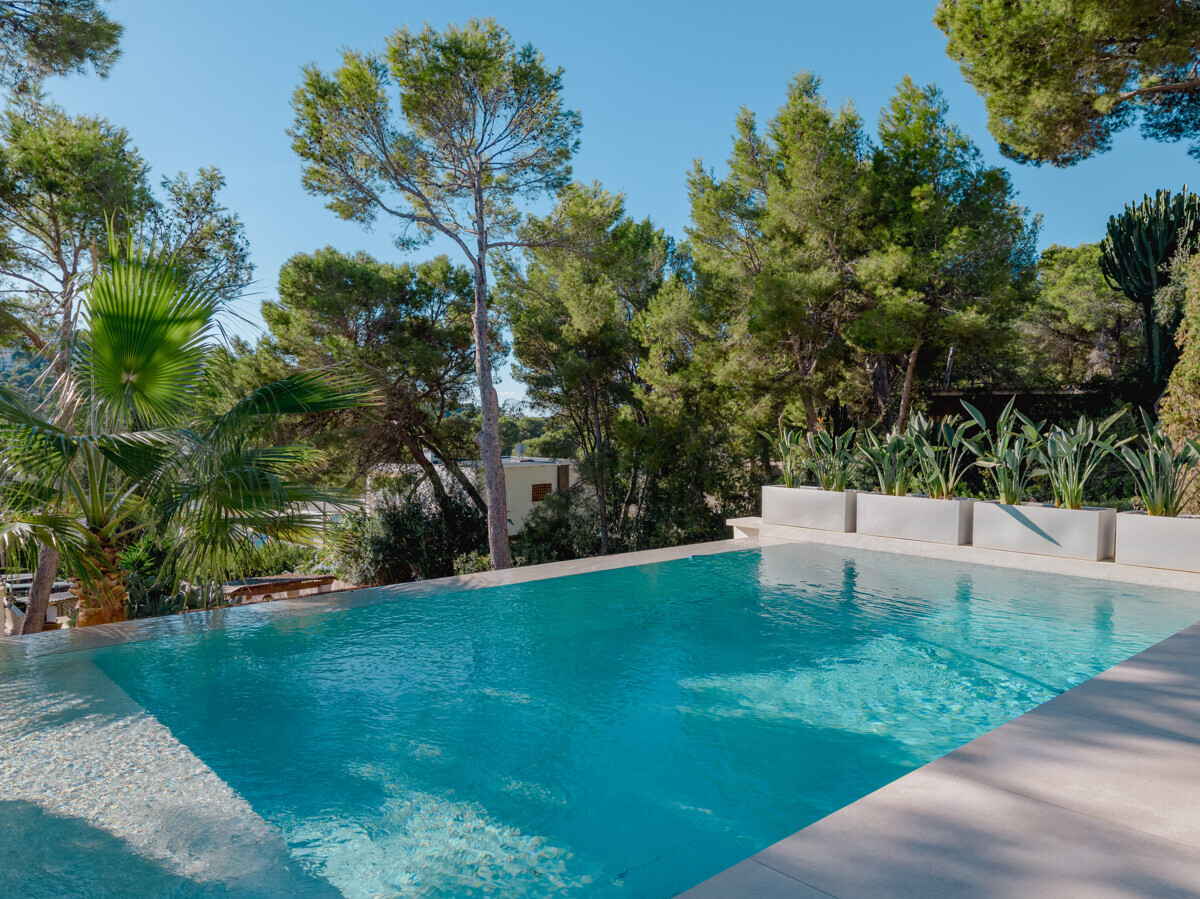Stilvolle Villa mit wunderschönem Ausblick und viel Privatsphäre