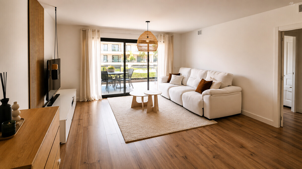 Großzügige 3 Schlafzimmer Wohnung in Strandnähe