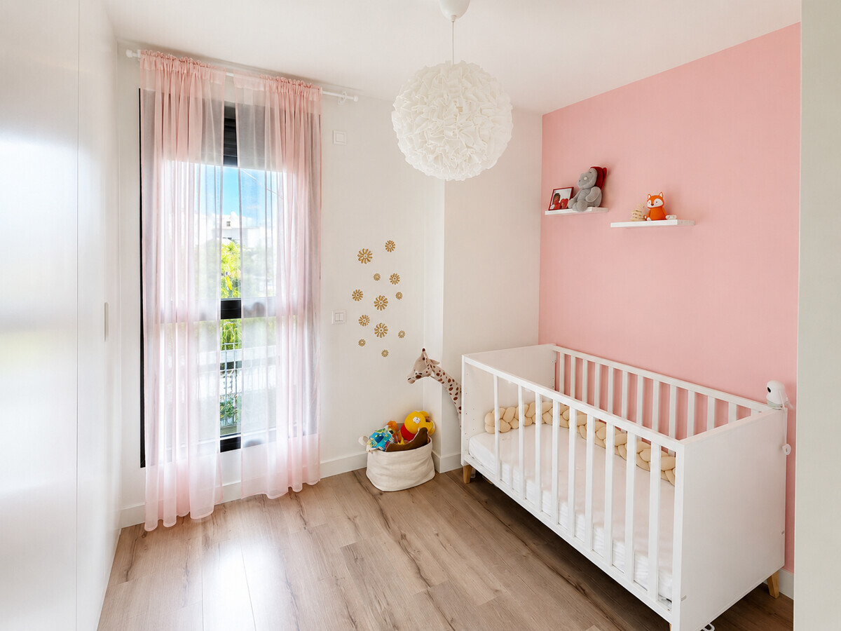 Großzügige 3 Schlafzimmer Wohnung in Strandnähe