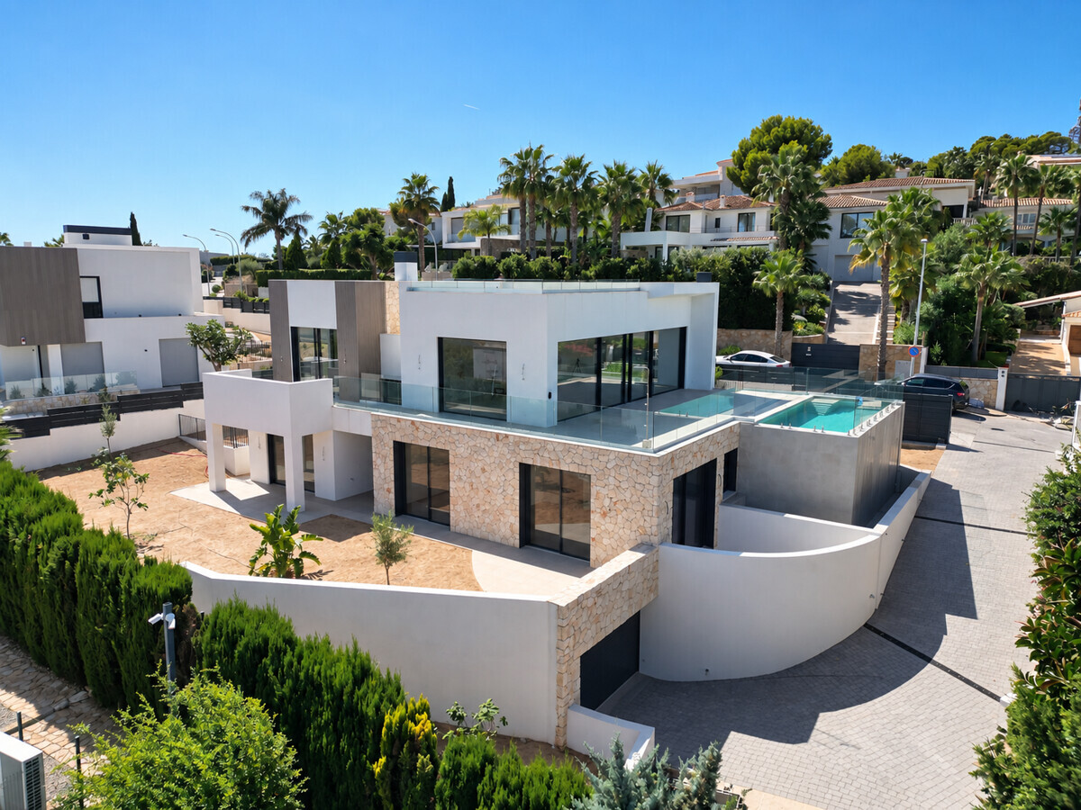 Exklusive Neubauvilla mit Meerblick in Nova Santa Ponsa