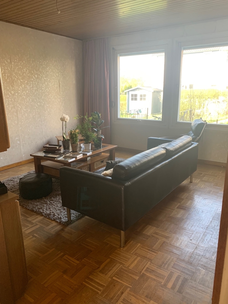 Wohnzimmer/Blick in den Garten 