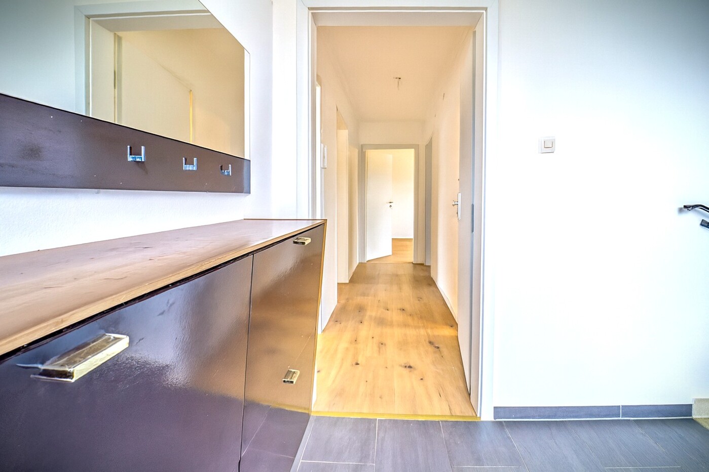 Hereinspaziert in den modernen Wohntraum