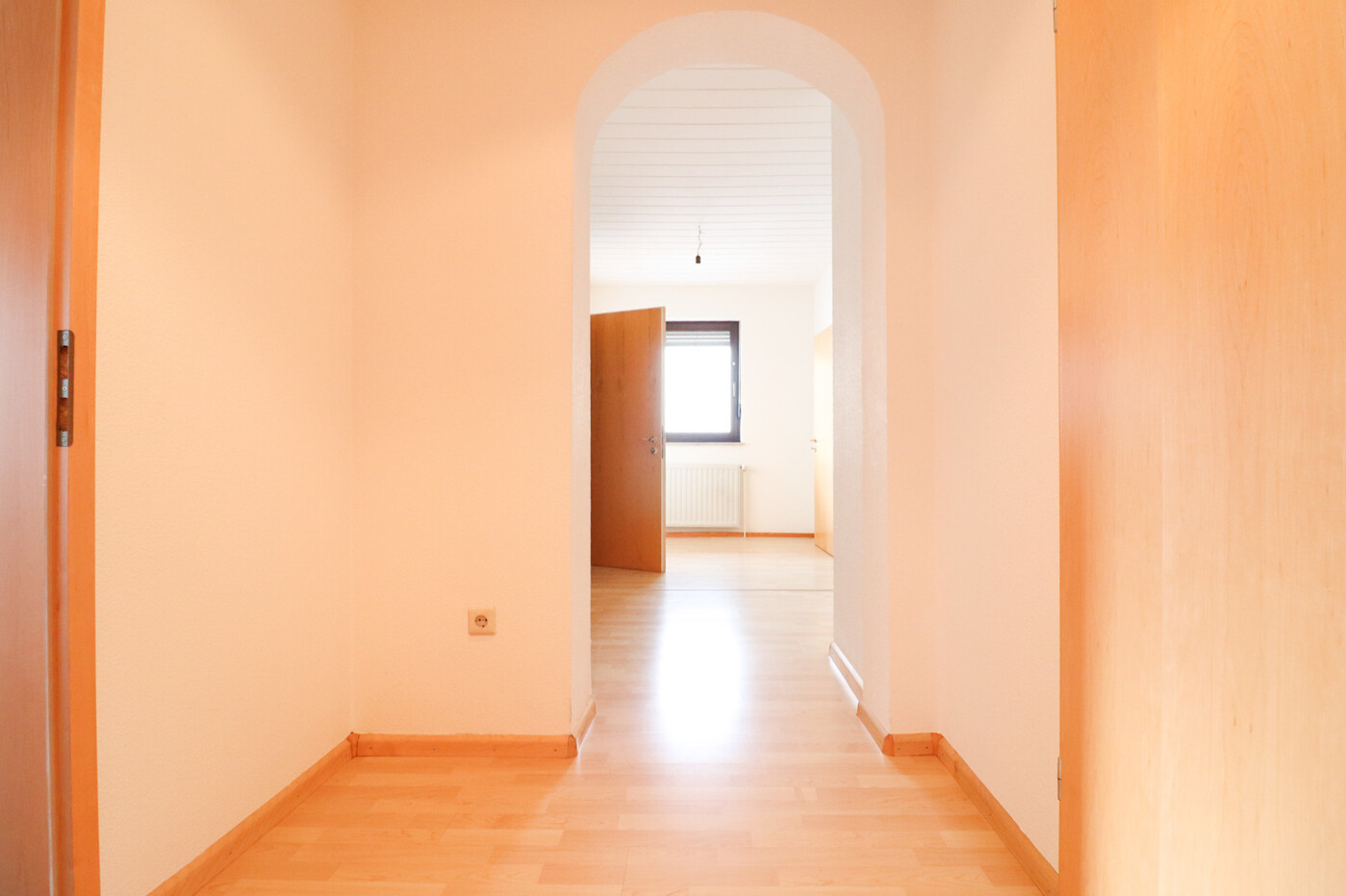 Geräumiger Flur im ersten Stock- gut abtrennbar