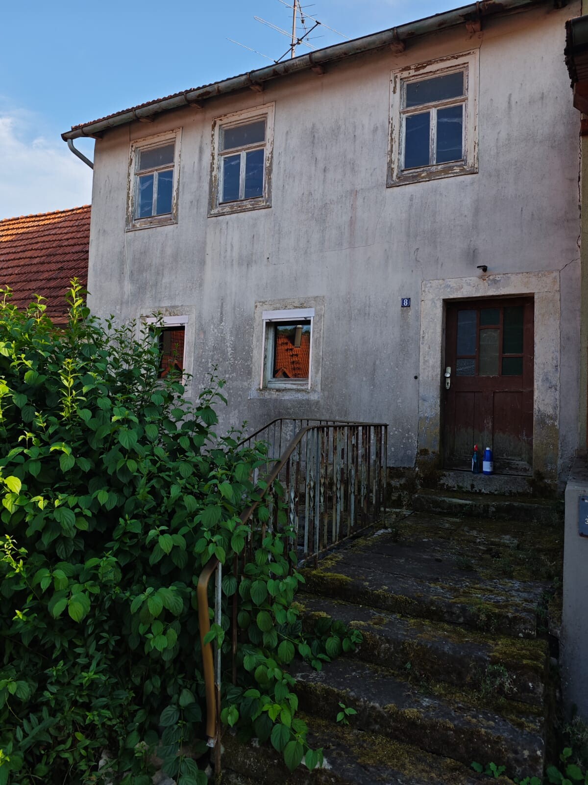 Straßenansicht
