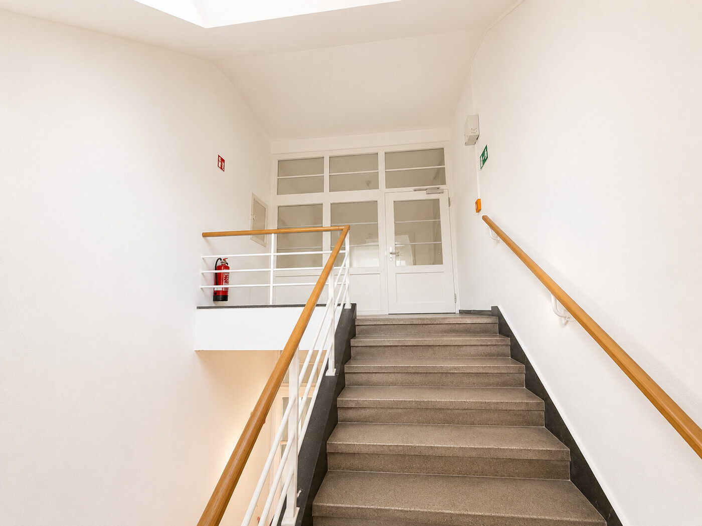 Moderne Brandschutztüren 3. Stock
