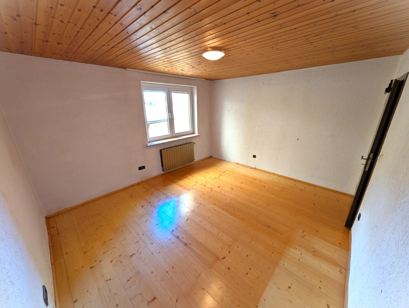 Ein weiteres Kinderzimmer in der unteren Wohnung