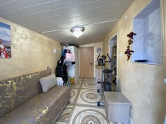 Durchgangszimmer Garage