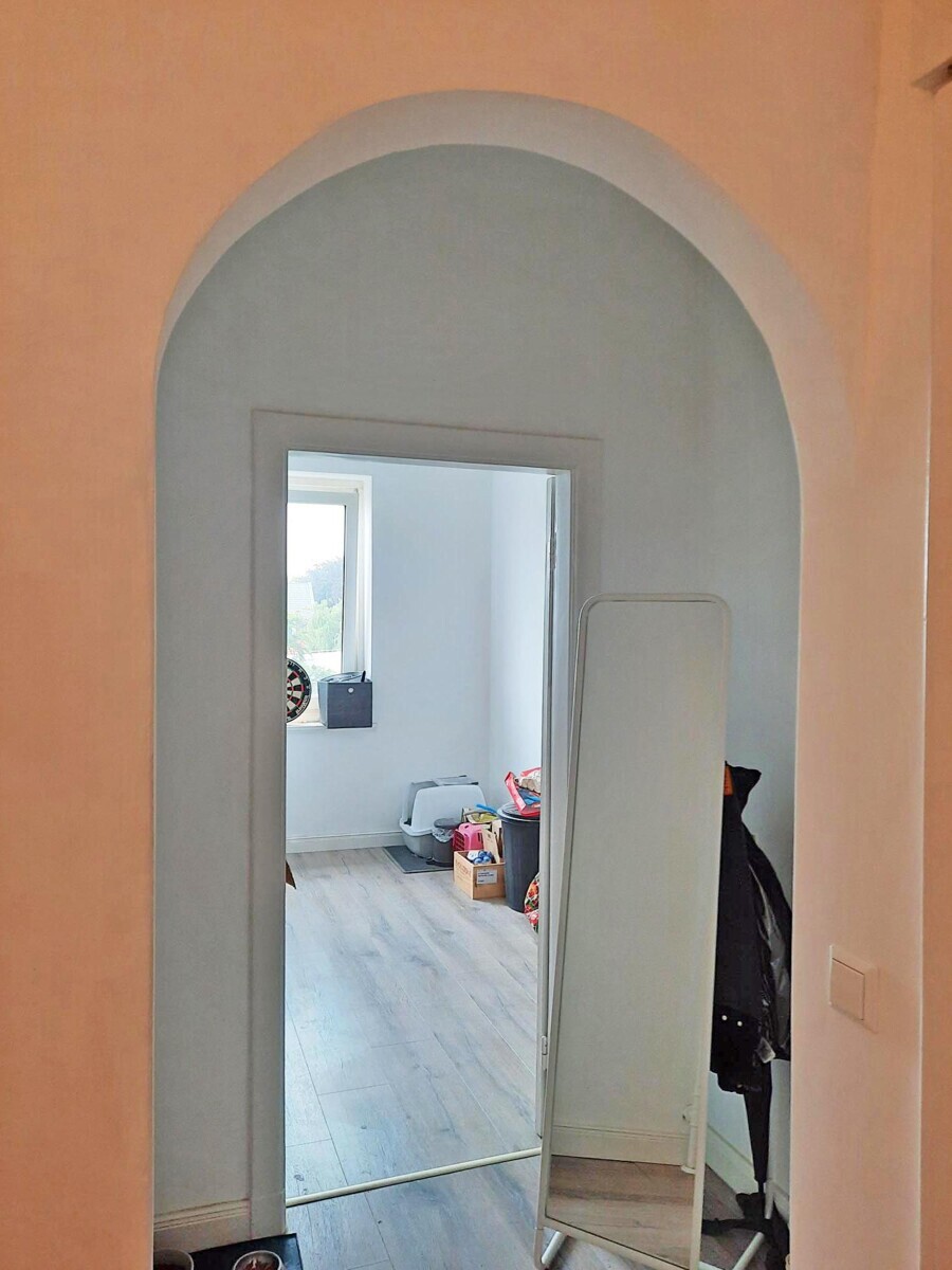 Blick ins halbe Zimmer