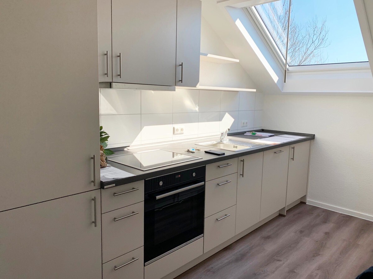 Schicke 4 Zimmer Dachgeschoss-Wohnung in Barsbüttel - Foto 2