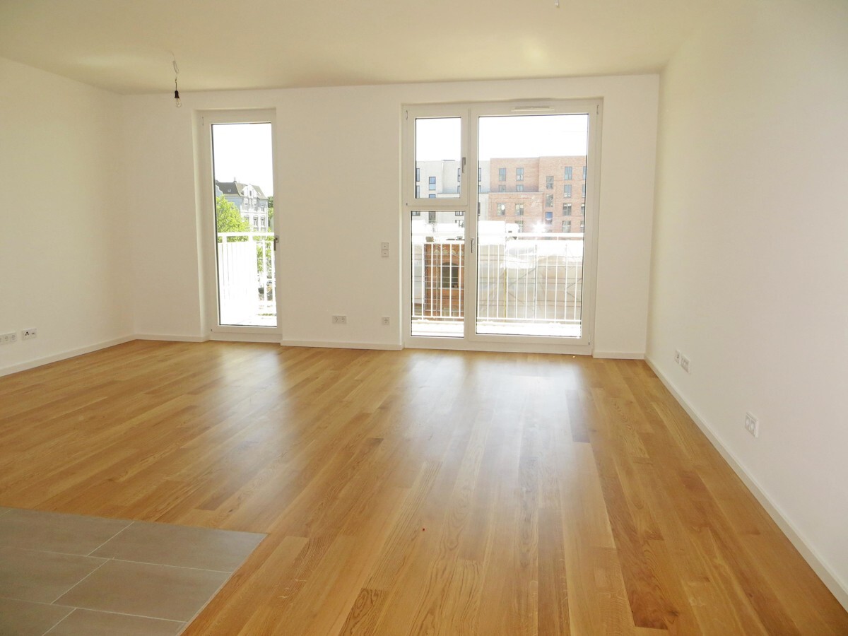 Wohnraum mit Balkon