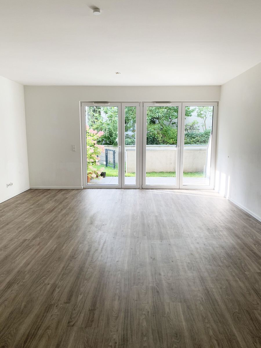 Wohnraum mit Terrasse