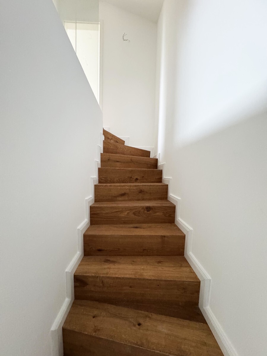 Treppe ins 1 OG