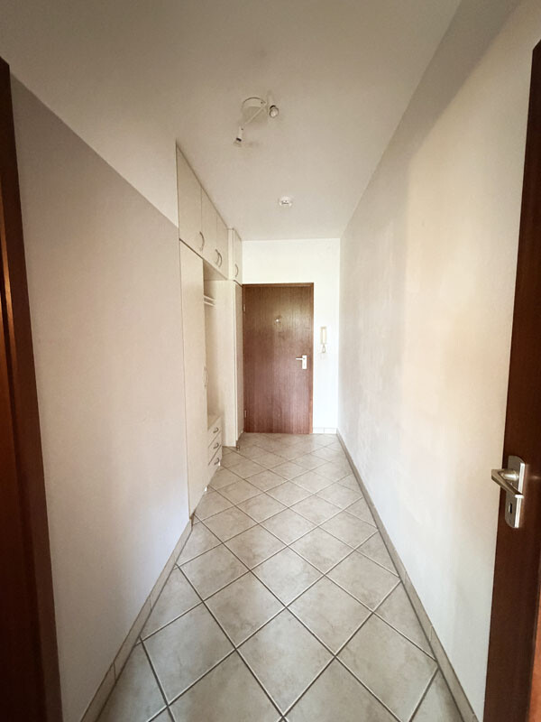 Flur mit Einbauschrank