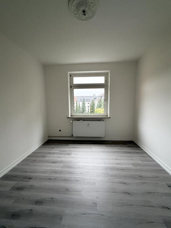 Teilmodernisierte 3-Zimmer-Wohnung im schönen, grünen Hamburg-Horn - Foto 3