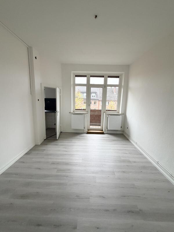 Teilmodernisierte 3-Zimmer-Wohnung im schönen, grünen Hamburg-Horn - Foto 2