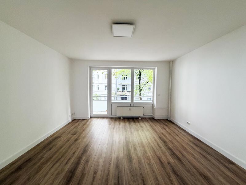 Zimmer mit Balkon