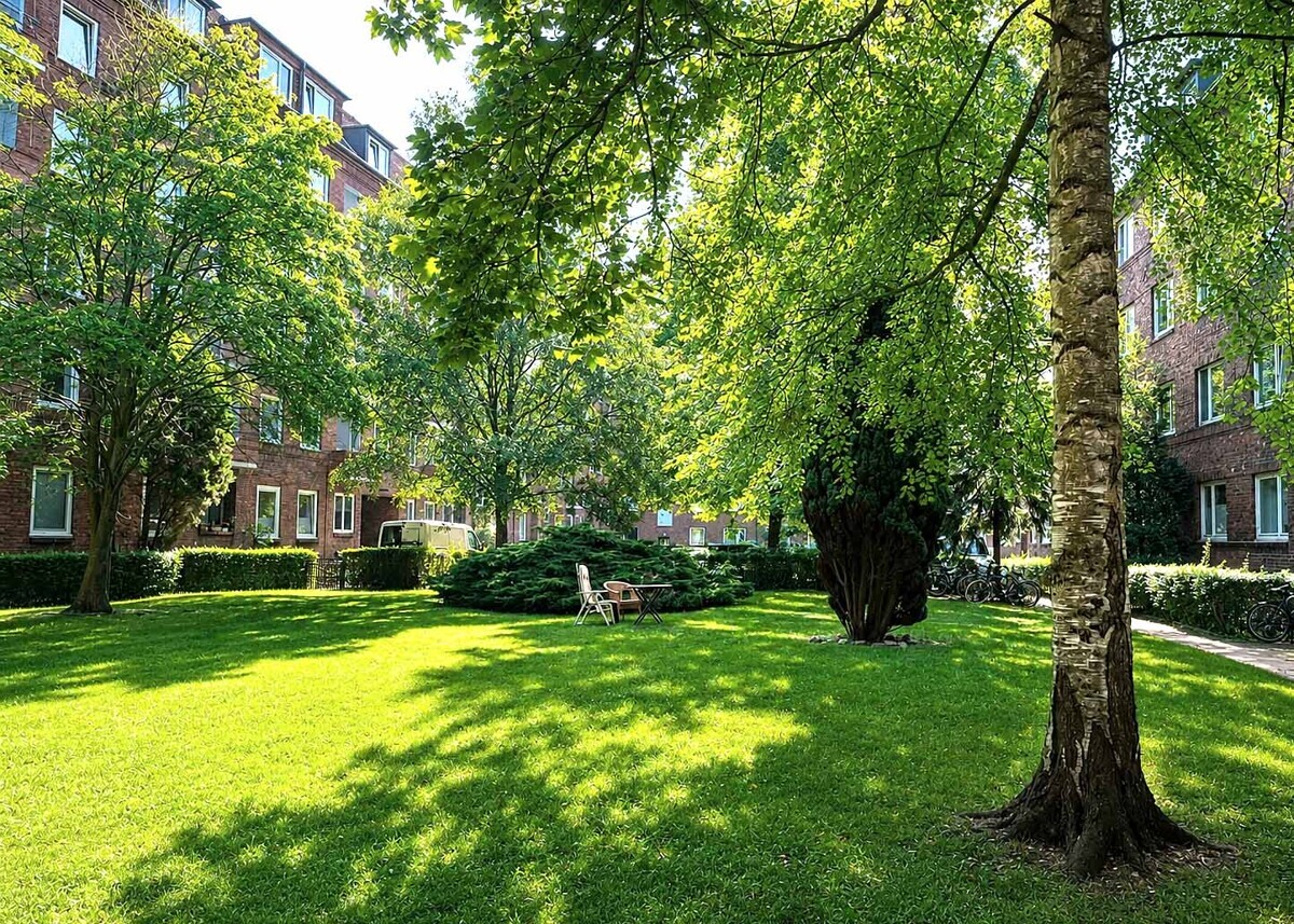 grüner Innenhof