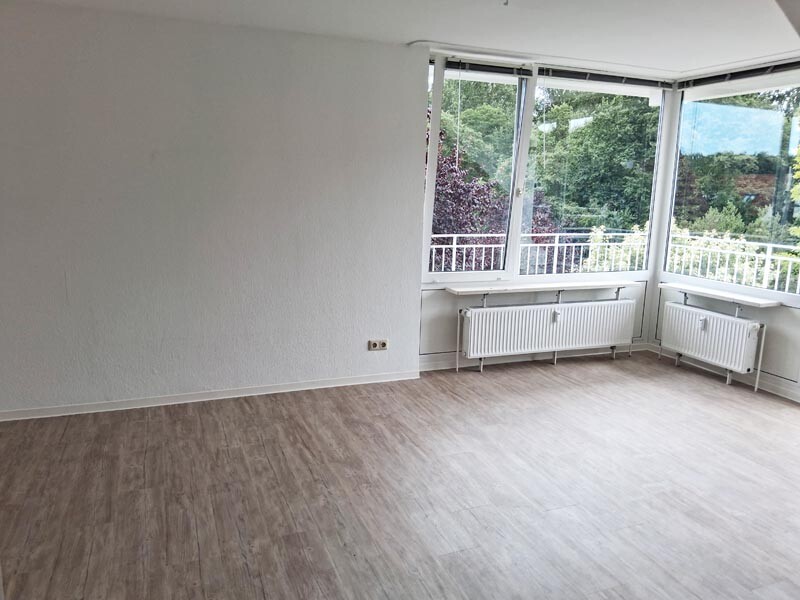 Zimmer mit Balkon