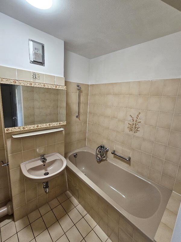 Sonnige 1 Zimmer Wohnung mit Balkon in Rellingen - Photo 2