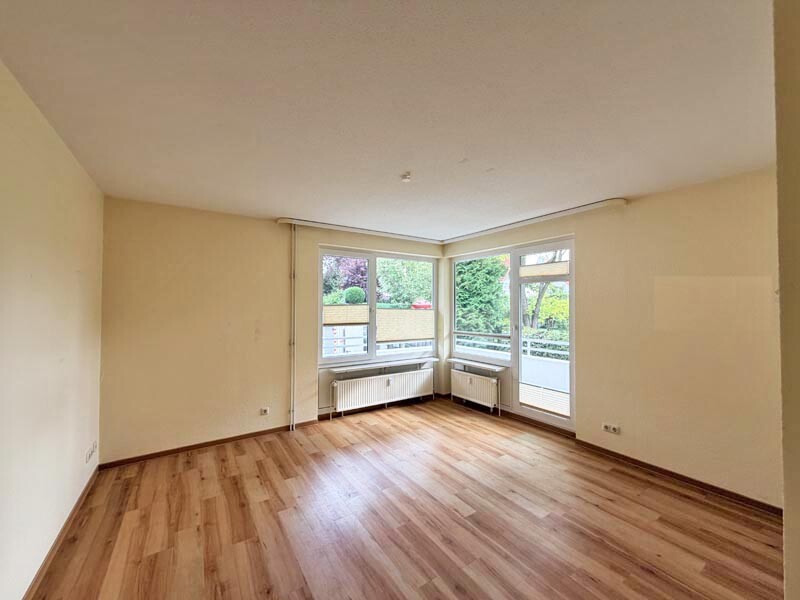 Zimmer mit Balkon