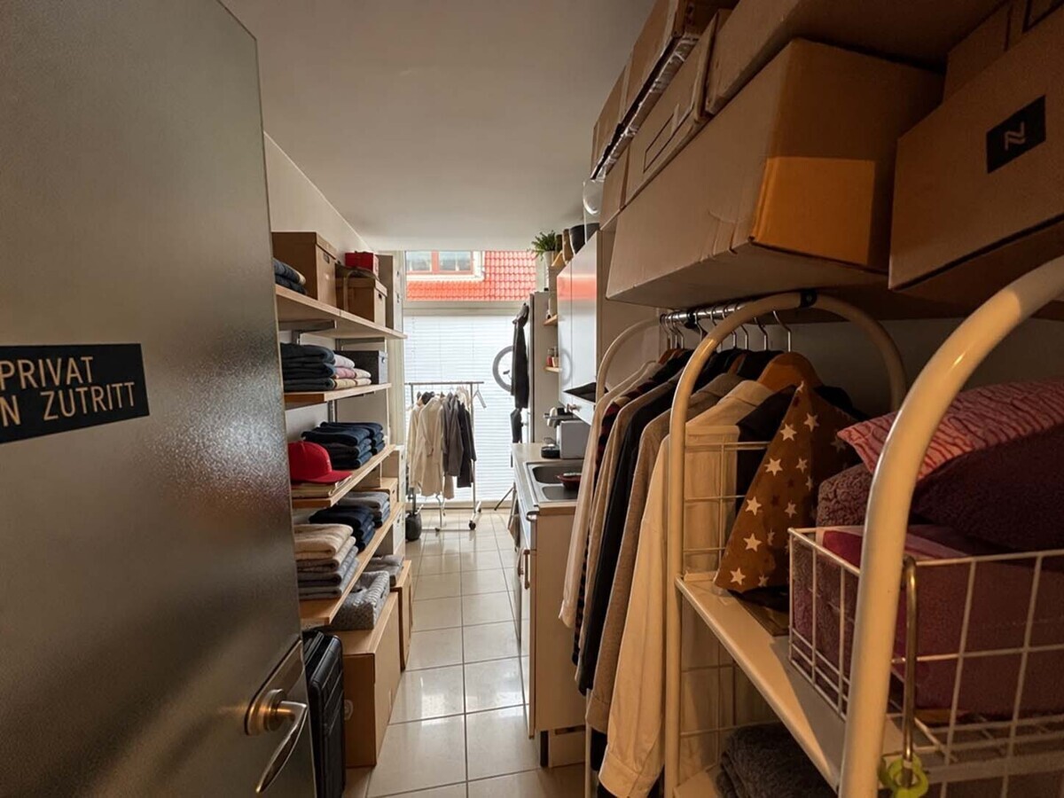 Pantry mit kleinem Lager