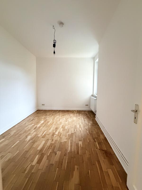 Teilmodernisierte 3-Zimmer-Wohnung im schönen, grünen Hamburg-Horn - Photo 1