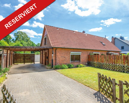 ! Reserviert ! 22952 Lütjensee - Gemütliches Zuhause mit Carport und großzügigem Garten