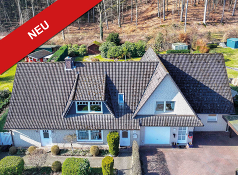 !Neu! Großzügiges Einfamilienhaus zuzüglich 2 vermieteten Wohneinheiten im Anbau in 22952 Lütjensee