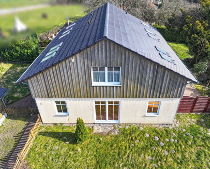 ! NEU ! Vermietete Dachgeschosswohnung mit Carport in 23898 Lüchow