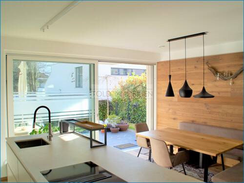 Wohnküche mit Terrassenzugang